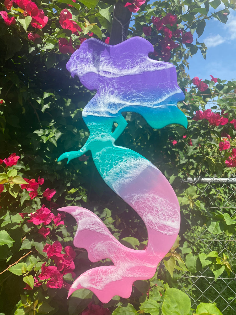 20 Inch Resin Classic Mermaid (Jessie Color Scheme) – Twisted Tint Resin